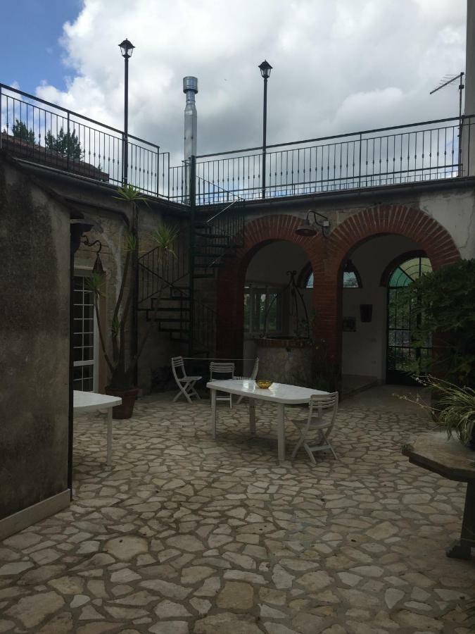 B&B Pozzo Dei Desideri フィシャーノ エクステリア 写真