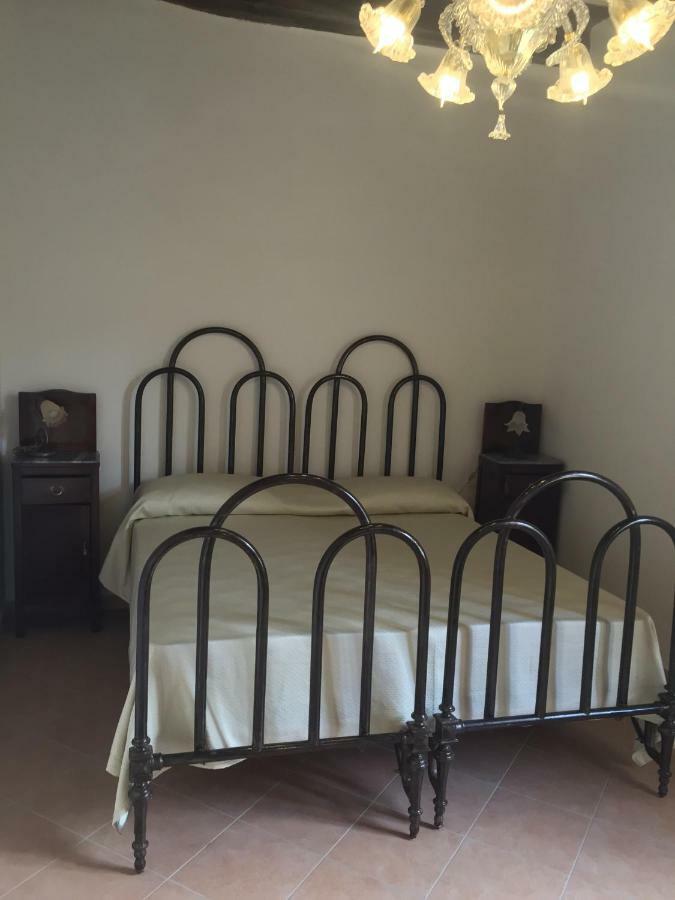 B&B Pozzo Dei Desideri フィシャーノ エクステリア 写真
