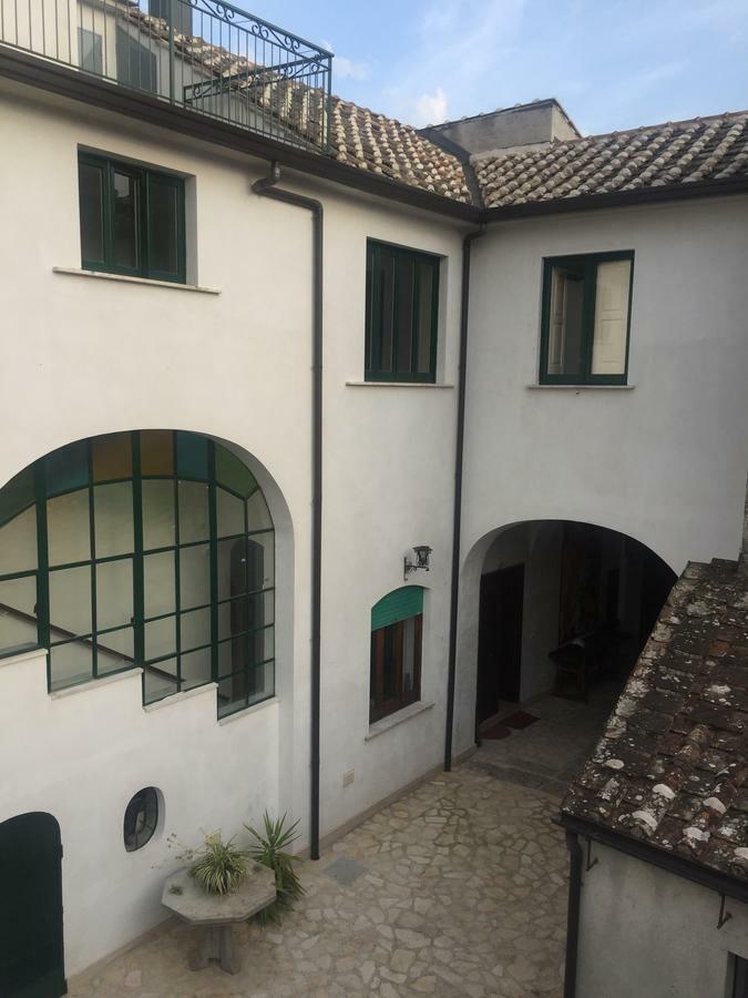 B&B Pozzo Dei Desideri フィシャーノ エクステリア 写真