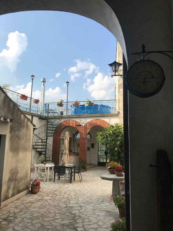 B&B Pozzo Dei Desideri フィシャーノ エクステリア 写真